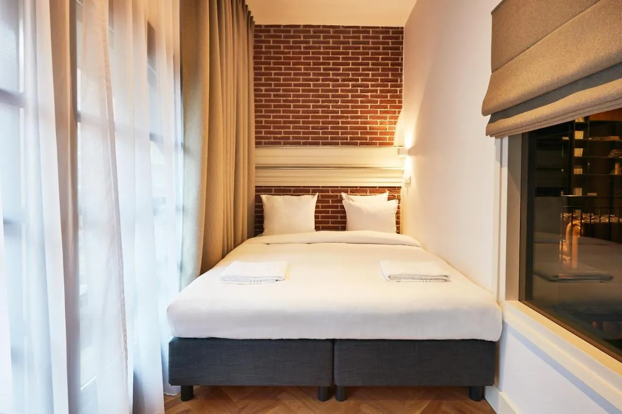 Hotel Not Hotel Amsterdam 3*,